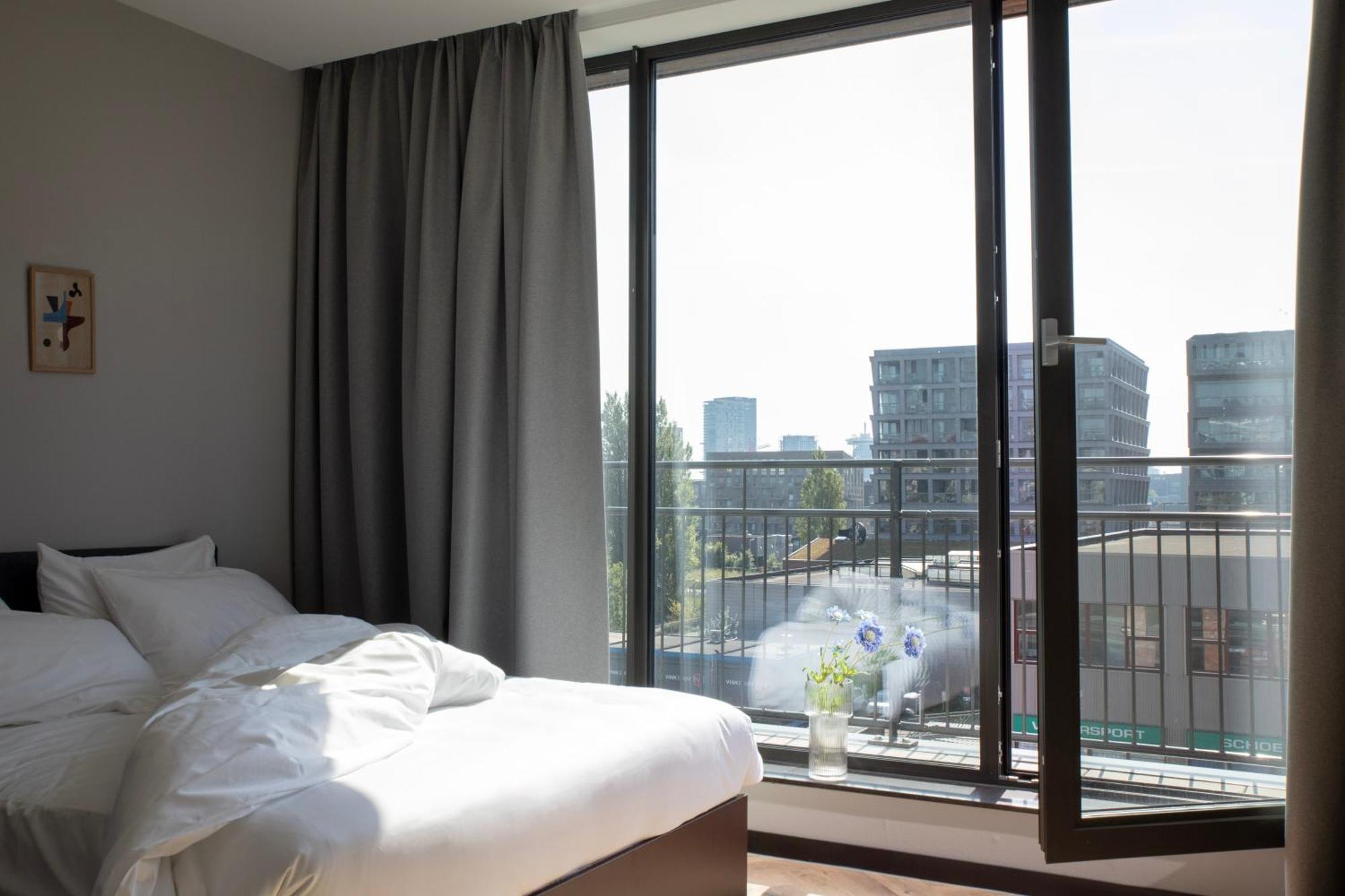 Bob W Amsterdam Noord Aparthotel ภายนอก รูปภาพ
