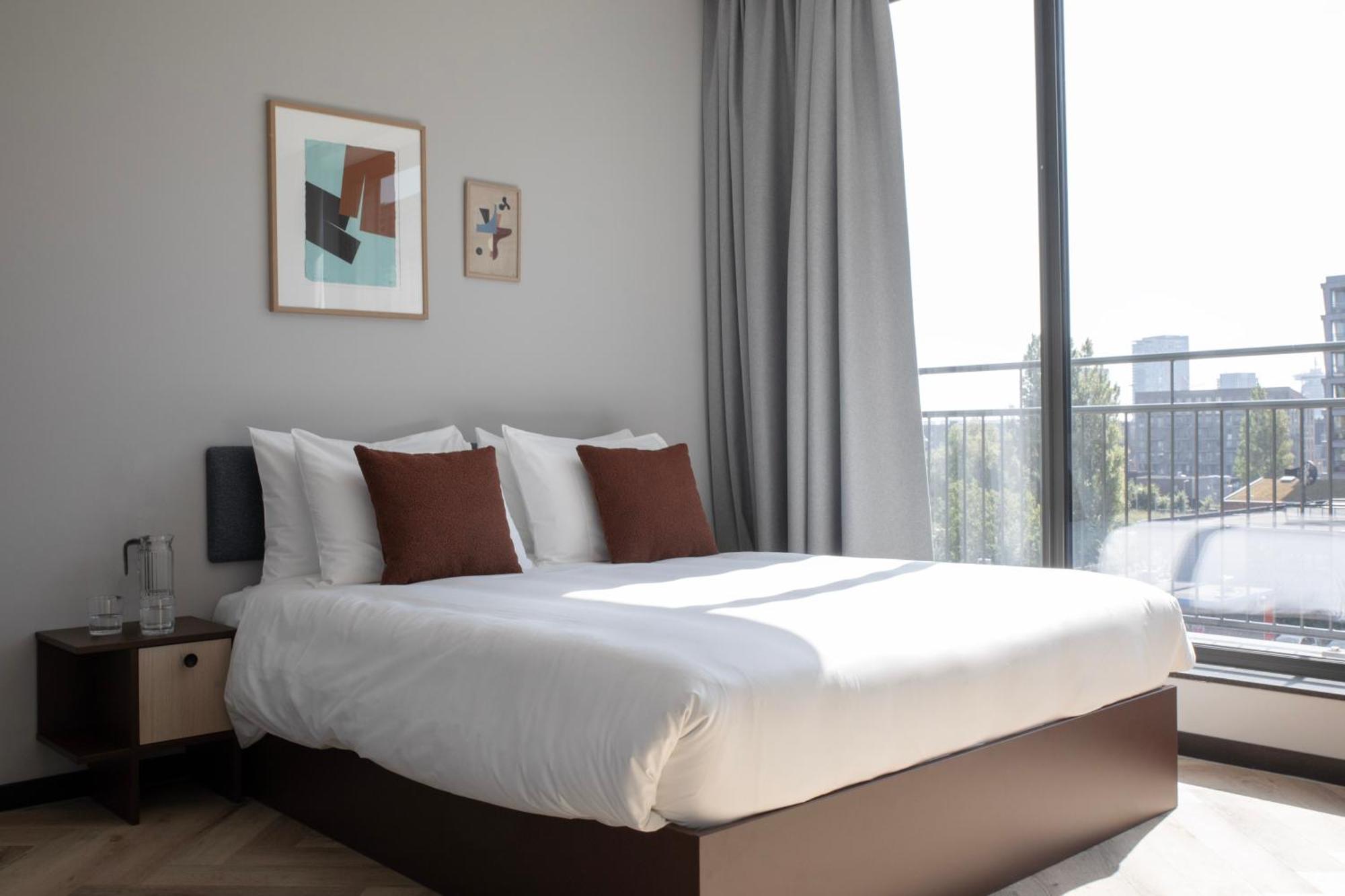 Bob W Amsterdam Noord Aparthotel ภายนอก รูปภาพ