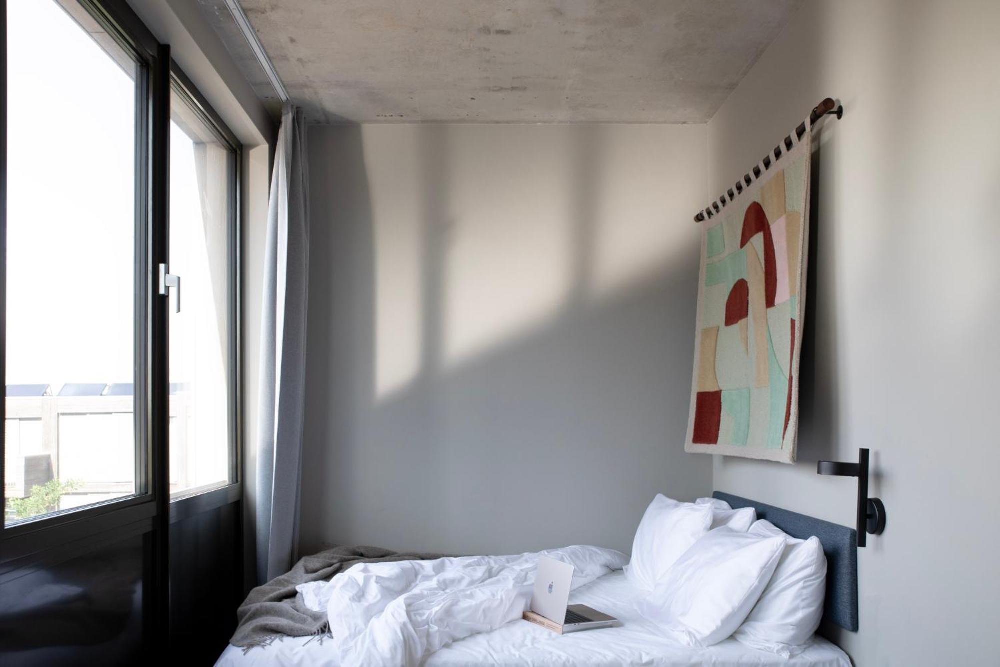 Bob W Amsterdam Noord Aparthotel ภายนอก รูปภาพ